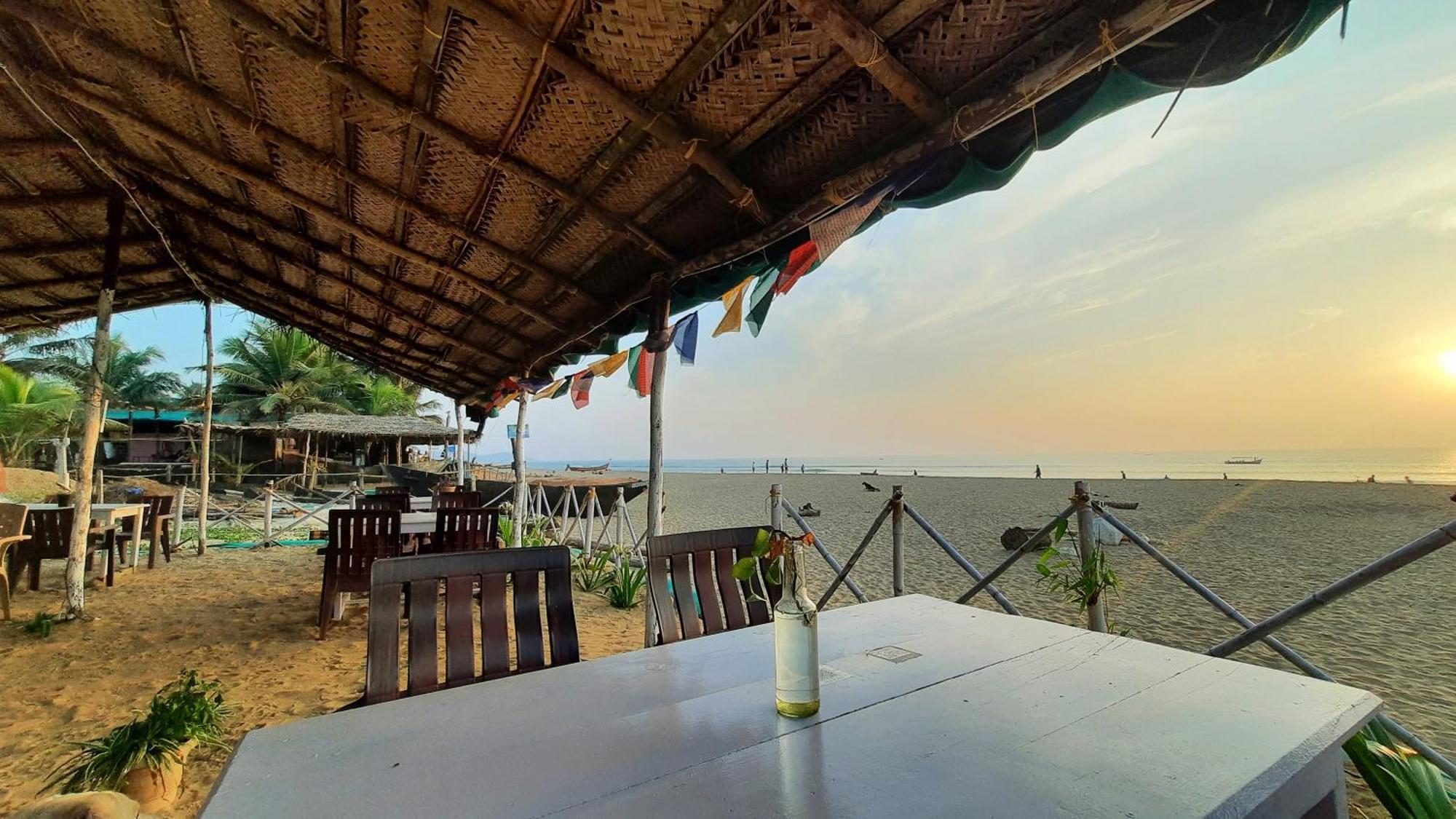 Gokarna Beach Stays By Tune Of Ocean Buitenkant foto