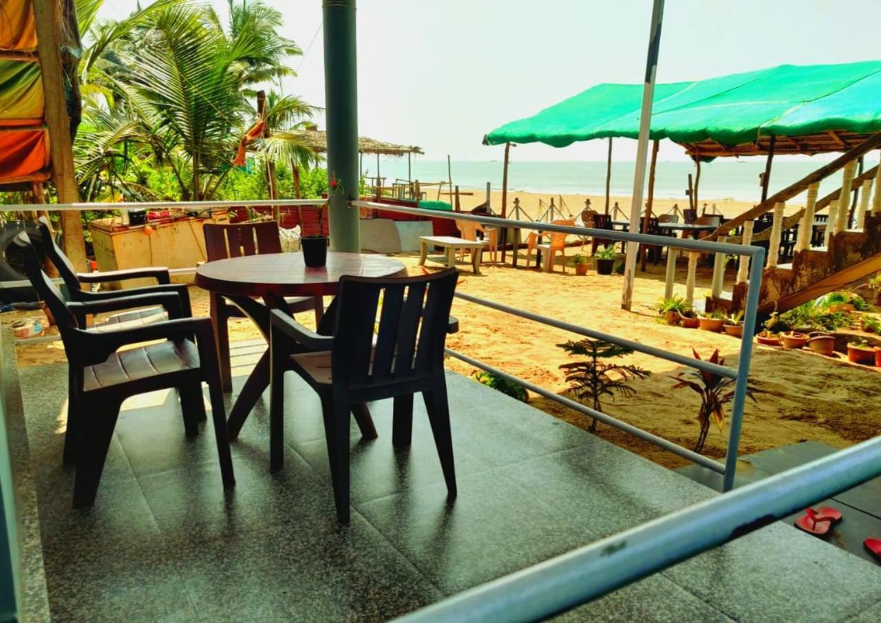 Gokarna Beach Stays By Tune Of Ocean Kamer foto