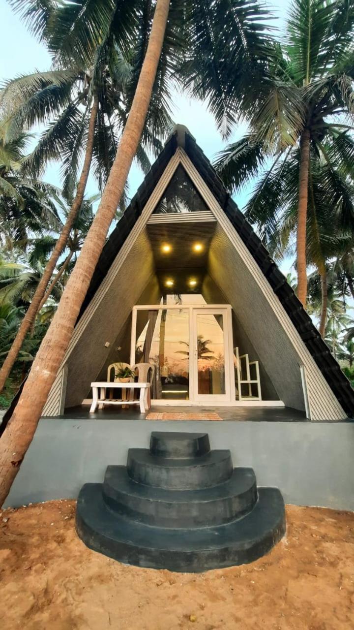 Gokarna Beach Stays By Tune Of Ocean Buitenkant foto